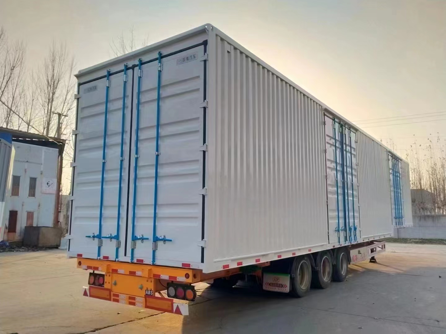 Container semi-trailer  used and brand new