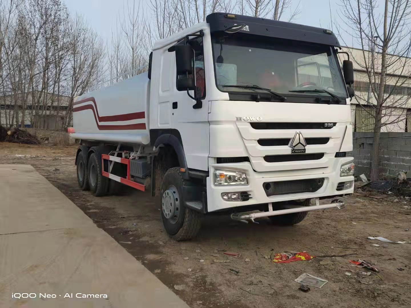 Used Water/Sprinklers Truck