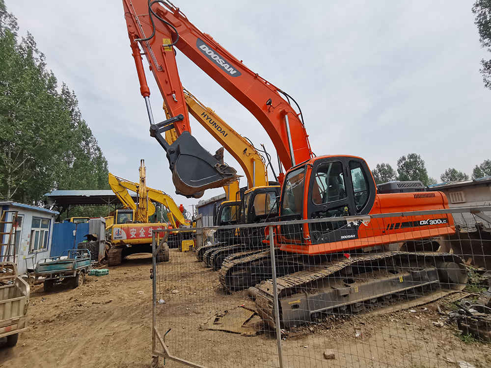 Used DOOSAN Excavator Used DOOSAN Excavator