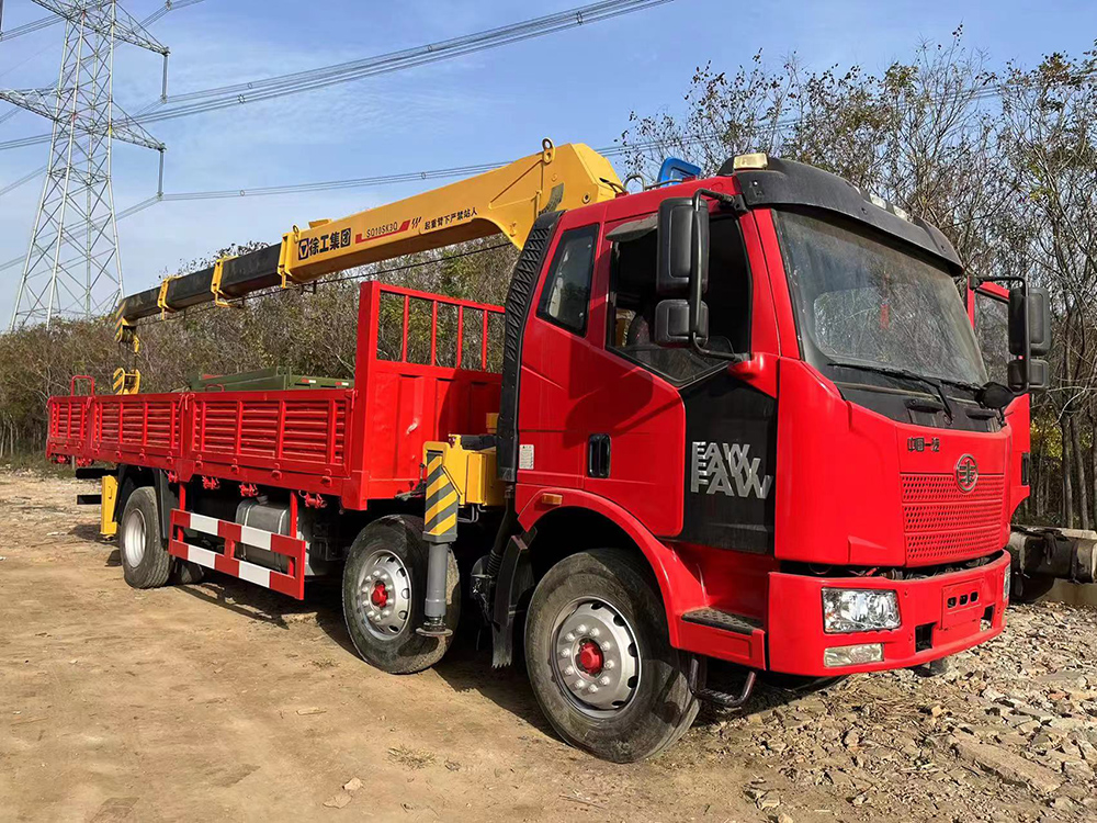 Used Truck-mounted Crane Used Truck-mounted Crane